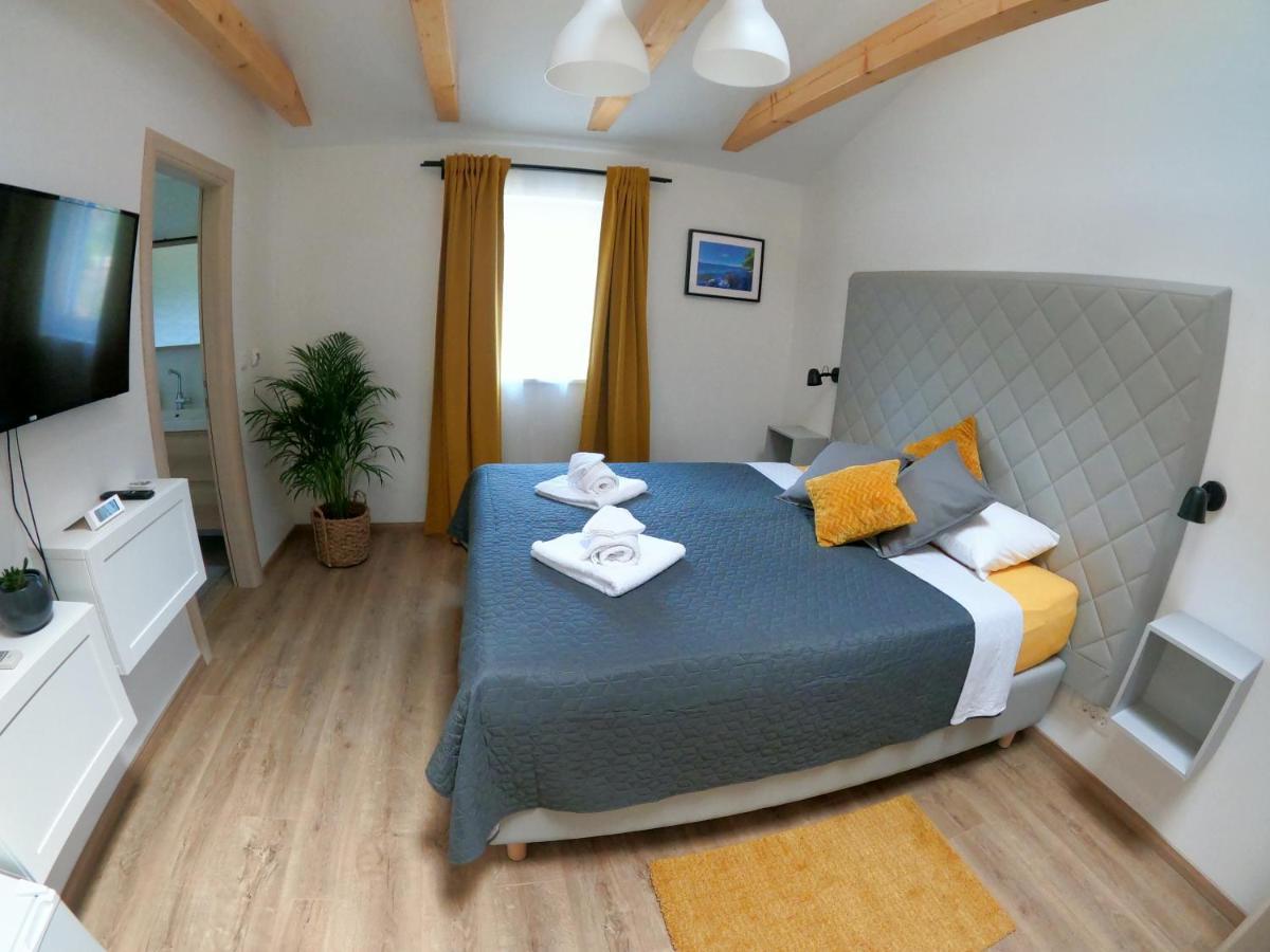 Gavan Room Cres Exterior foto